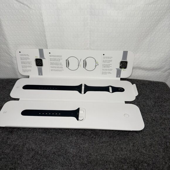 Genuine NEW OEM Apple Watch BLACK Sport Band 40mm Series 5 6 7 SE  S/M & M/L Set - Picture 6 of 7